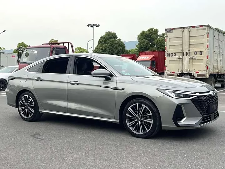 Chery Arrizo 8