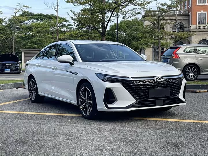 Chery Arrizo 8