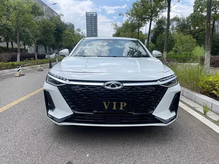 Chery Arrizo 8