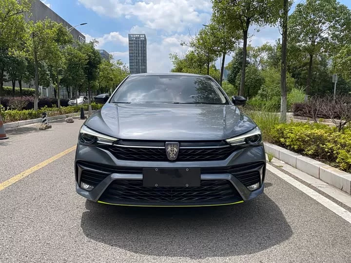 Roewe i5