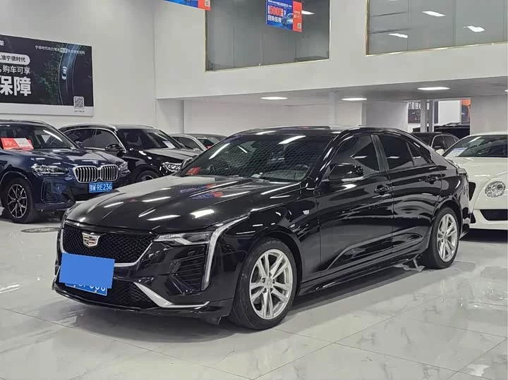 Cadillac CT4