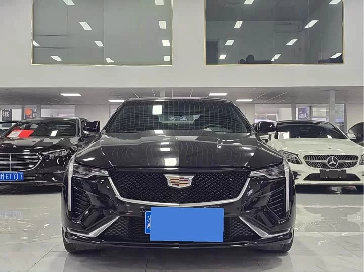 Cadillac CT4