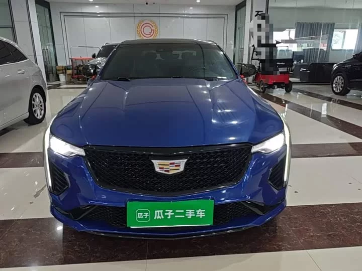 Cadillac CT4