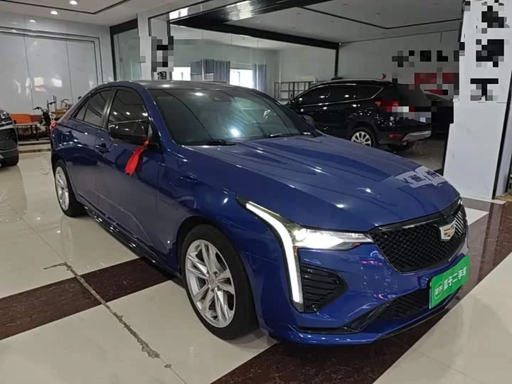 Cadillac CT4