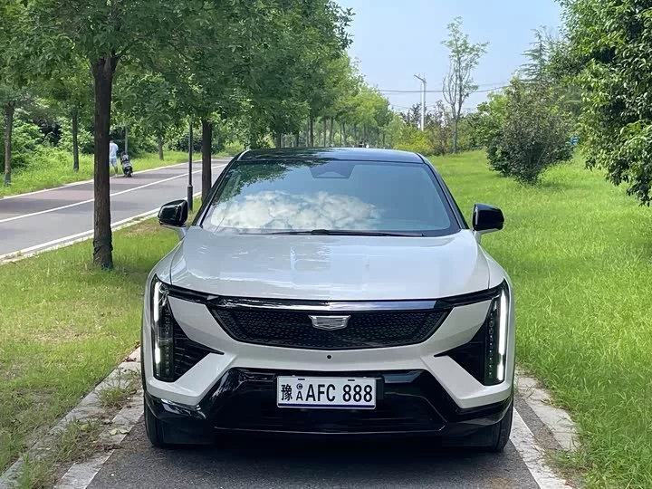 Cadillac IQ Aoge