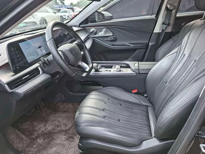 Chery Fengyun A8