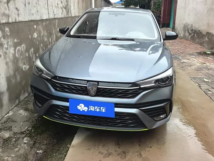 Roewe i5