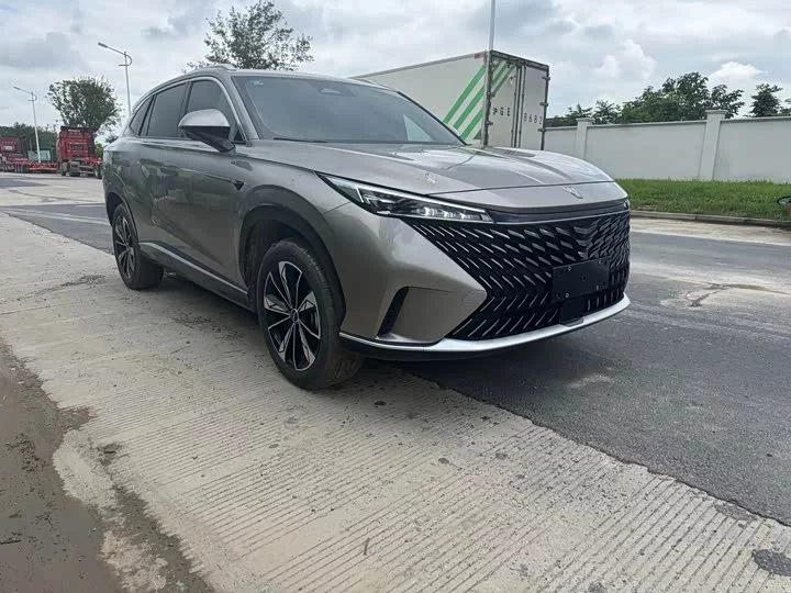 Roewe RX5