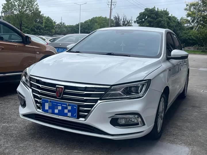 Roewe i5