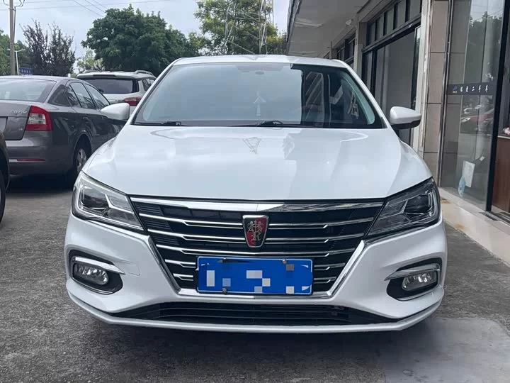 Roewe i5