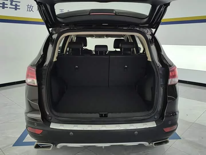 Dongfeng AX7
