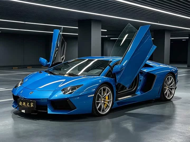 Lamborghini Aventador