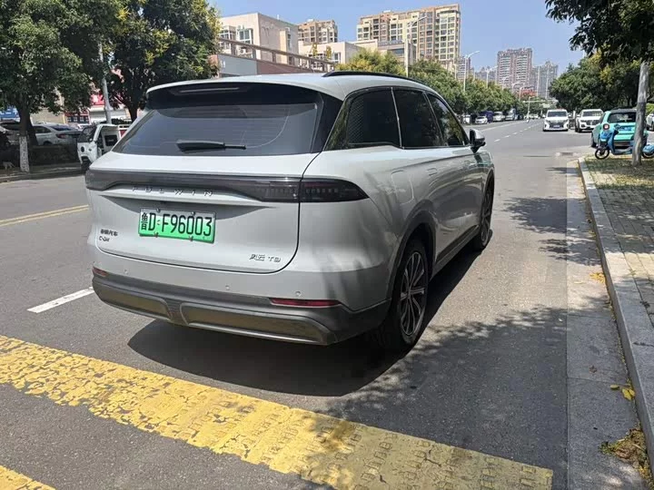 Chery Fengyun T9