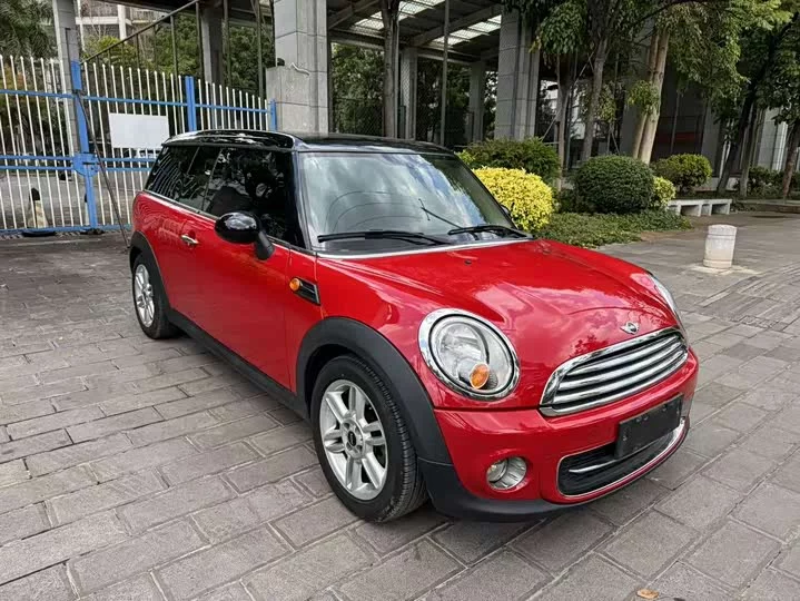 MINI CLUBMAN