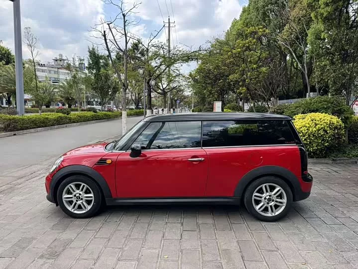 MINI CLUBMAN
