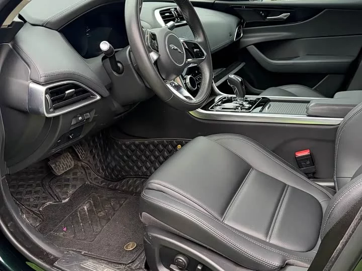 Jaguar XEL