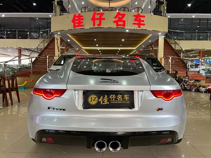 Jaguar F-TYPE