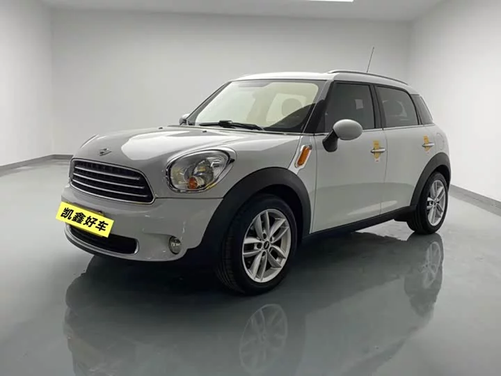 MINI COUNTRYMAN