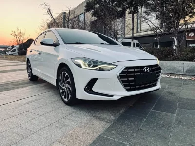 Hyundai Elantra Lingdong