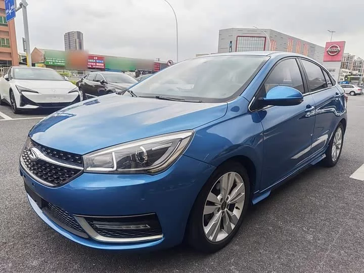 Chery Arrizo 5