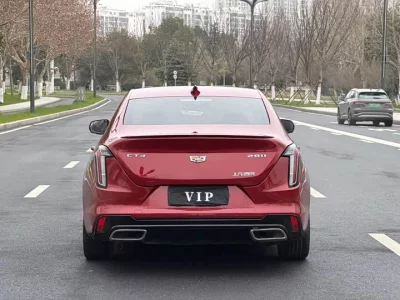 Cadillac CT4