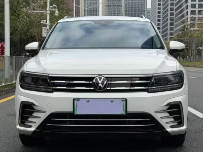 Volkswagen Tiguan L Plug-in Hybrid