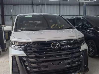 Toyota Crown Wellfire