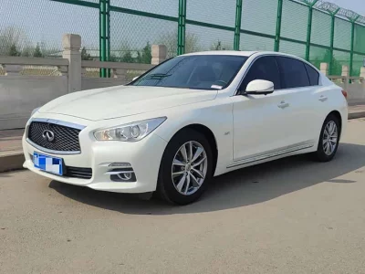 Infiniti Q50L