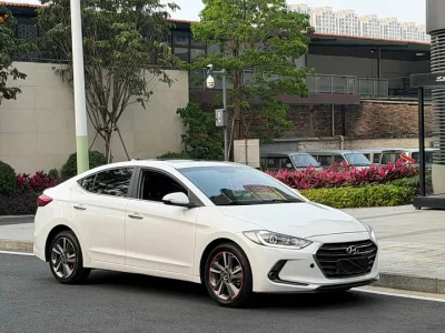 Hyundai Elantra Lingdong