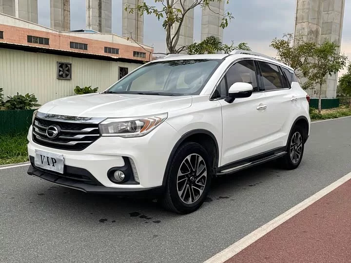 GAC Trumpchi GS4