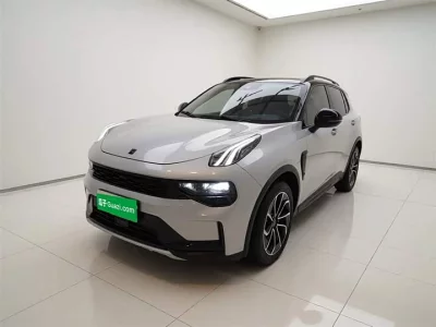 Lynk & Co 01
