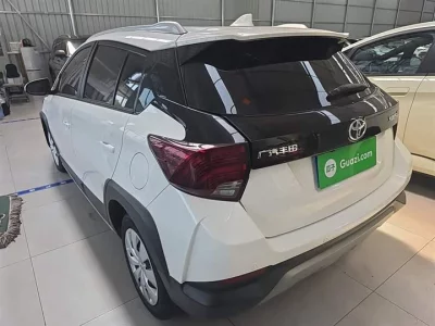 Toyota Yaris L