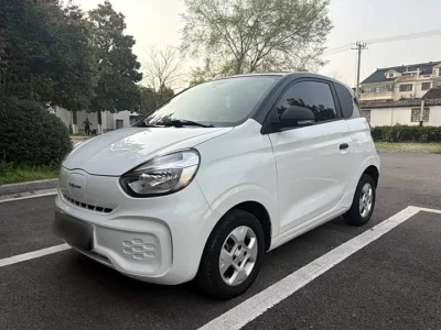 Roewe CLEVER by Colwei