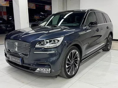 Lincoln Aviator