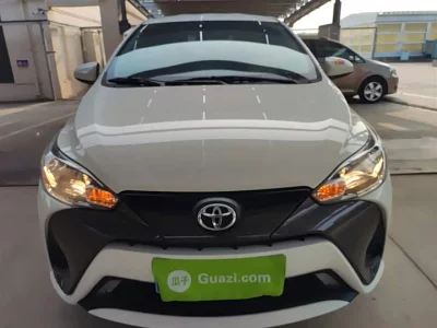 Toyota Yaris L