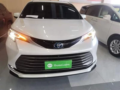 Toyota Sienna SIENNA