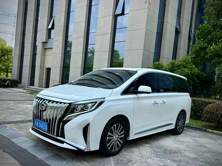 GAC Trumpchi M8