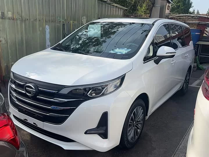 GAC Trumpchi M6