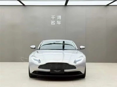 Aston Martin DB11