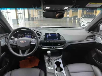 Cadillac CT4