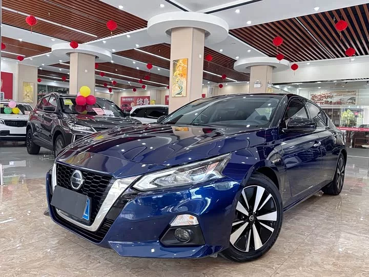 Nissan Altima