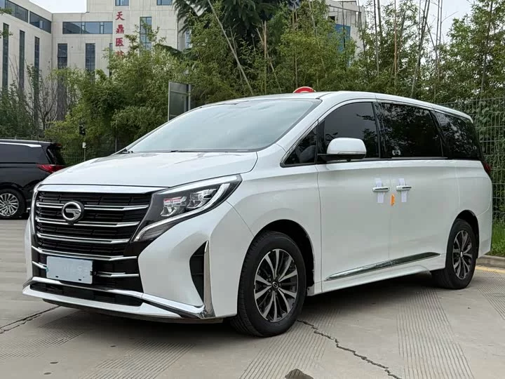 GAC Trumpchi M8