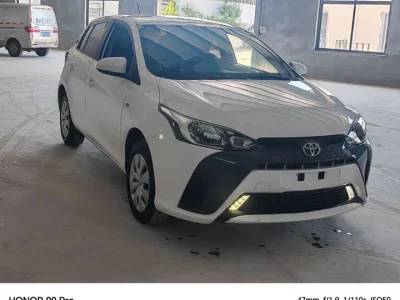 Toyota Yaris L