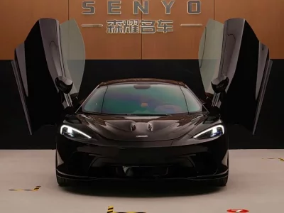 McLaren GT
