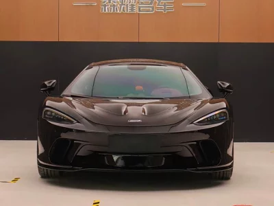 McLaren GT