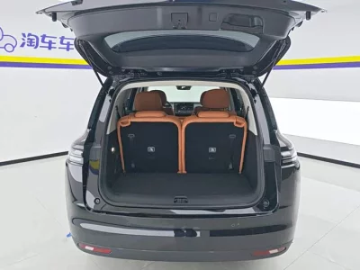 Leapmotor C16