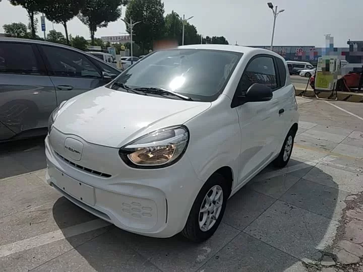 Roewe CLEVER by Colwei
