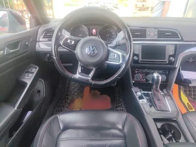 Volkswagen Lamando