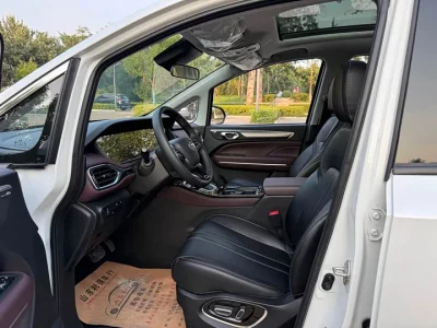 GAC Trumpchi M6