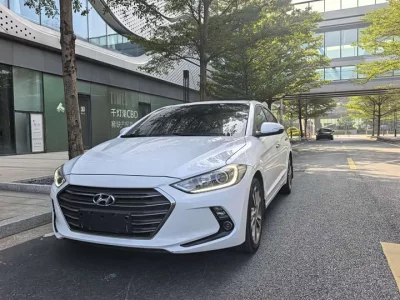 Hyundai Elantra Lingdong
